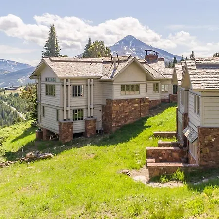 Beehive Basin Chalet